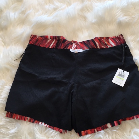 NWT Calvin Klein Printed Shorts - Picture 10 of 10